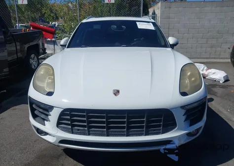 2015 Porsche Macan S z USA, uszkodzony, nr VIN WP1AB2A52FLB51111